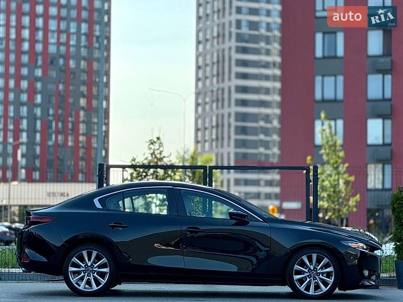 Седан Mazda 3 2019 в Києві
