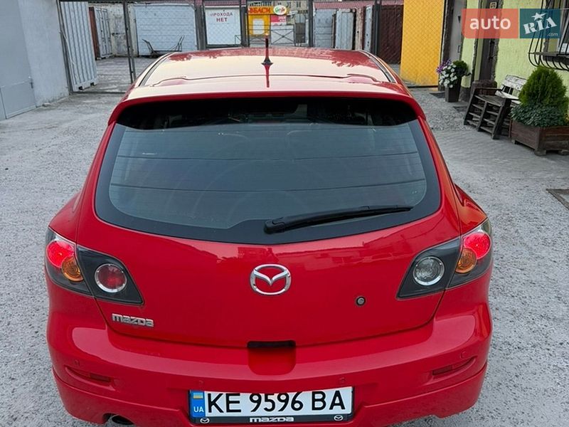 Хэтчбек Mazda 3 2004 в Каменском