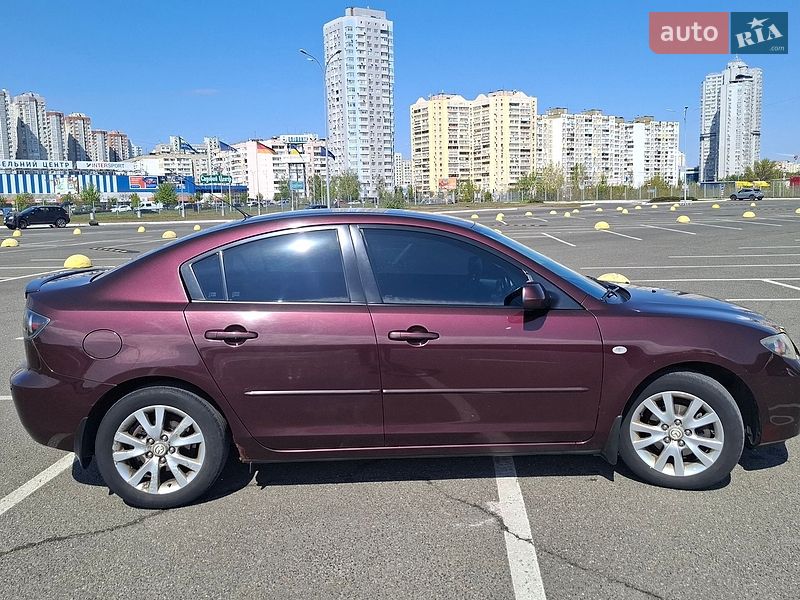Седан Mazda 3 2007 в Києві