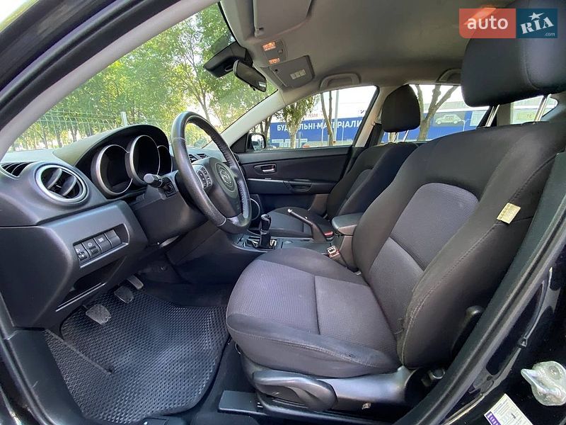 Хэтчбек Mazda 3 2007 в Днепре