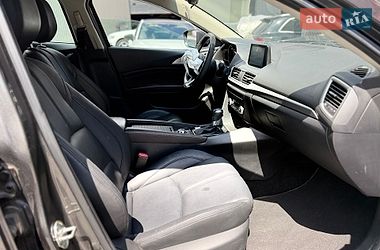 Хетчбек Mazda 3 2018 в Львові