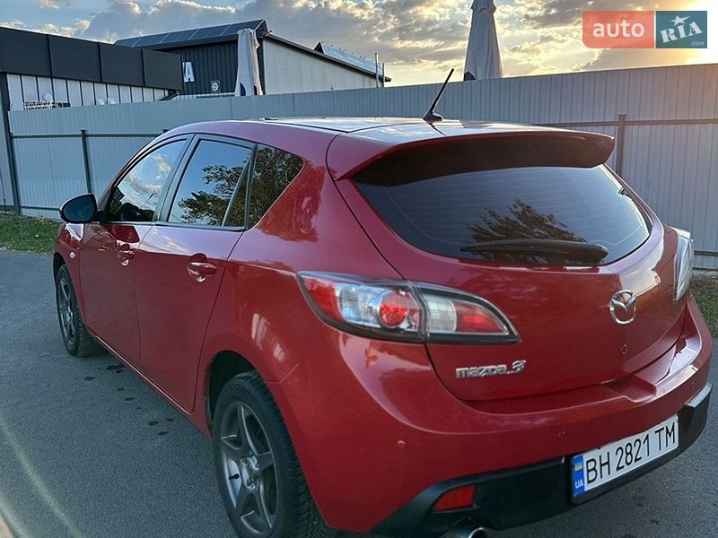 Хэтчбек Mazda 3 2011 в Владимире фото 12 Хэтчбек Mazda 3 2011 в Владимире