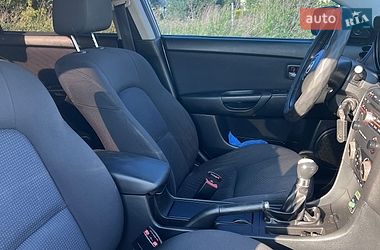 Седан Mazda 3 2005 в Львове