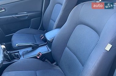 Седан Mazda 3 2005 в Львове
