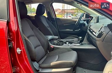 Седан Mazda 3 2014 в Киеве