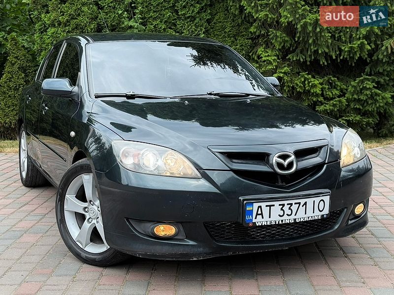 Хетчбек Mazda 3 2005 в Івано-Франківську