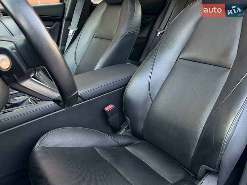 Хэтчбек Mazda 3 2022 в Запорожье
