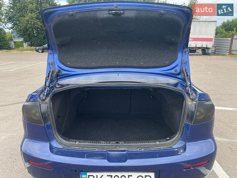 Седан Mazda 3 2008 в Рівному