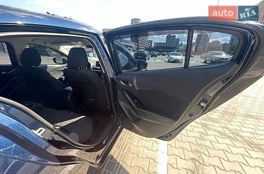 Хэтчбек Mazda 3 2016 в Киеве фото 24 Хэтчбек Mazda 3 2016 в Киеве