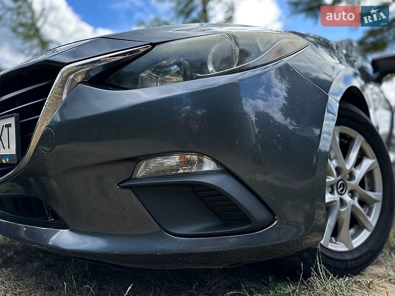 Седан Mazda 3 2013 в Львові