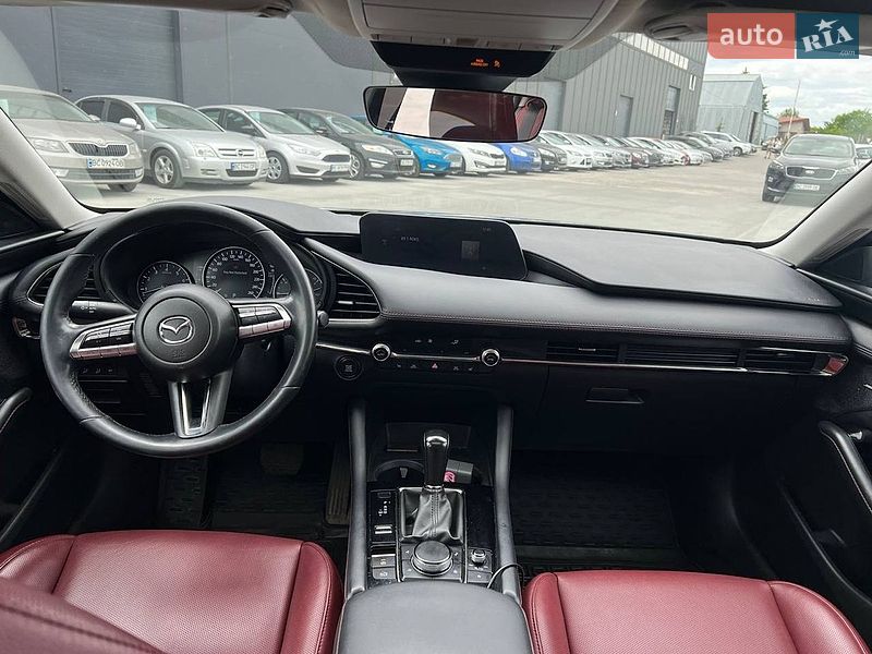 Седан Mazda 3 2022 в Львове