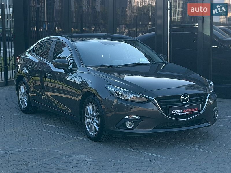 Седан Mazda 3 2014 в Киеве