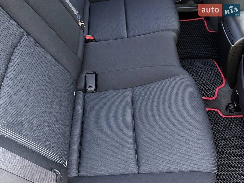 Седан Mazda 3 2011 в Запорожье