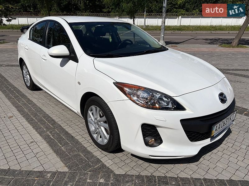 Хетчбек Mazda 3 2011 в Києві фото 2 Хетчбек Mazda 3 2011 в Києві