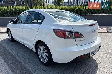 Хетчбек Mazda 3 2011 в Києві фото 3 Хетчбек Mazda 3 2011 в Києві