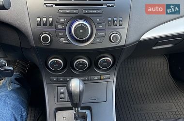 Хетчбек Mazda 3 2011 в Києві фото 16 Хетчбек Mazda 3 2011 в Києві