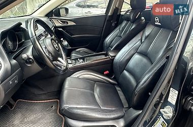 Седан Mazda 3 2016 в Одесі