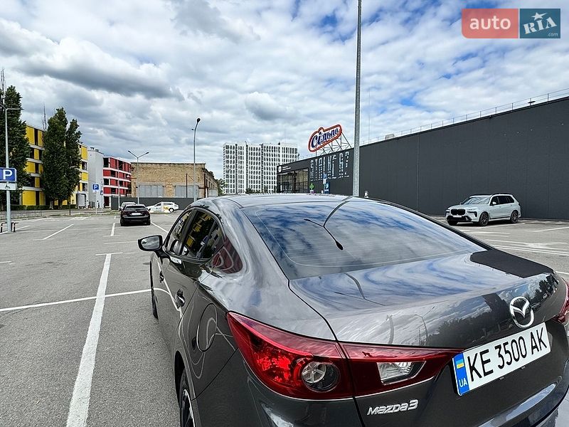 Седан Mazda 3 2018 в Киеве фото 10 Седан Mazda 3 2018 в Киеве