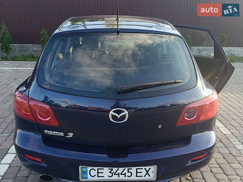 Седан Mazda 3 2004 в Вижнице