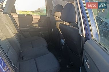 Седан Mazda 3 2004 в Вижнице