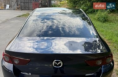 Седан Mazda 3 2021 в Умані