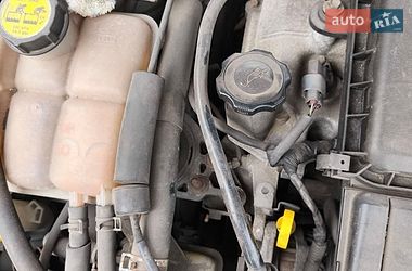 Седан Mazda 3 2006 в Чугуеве