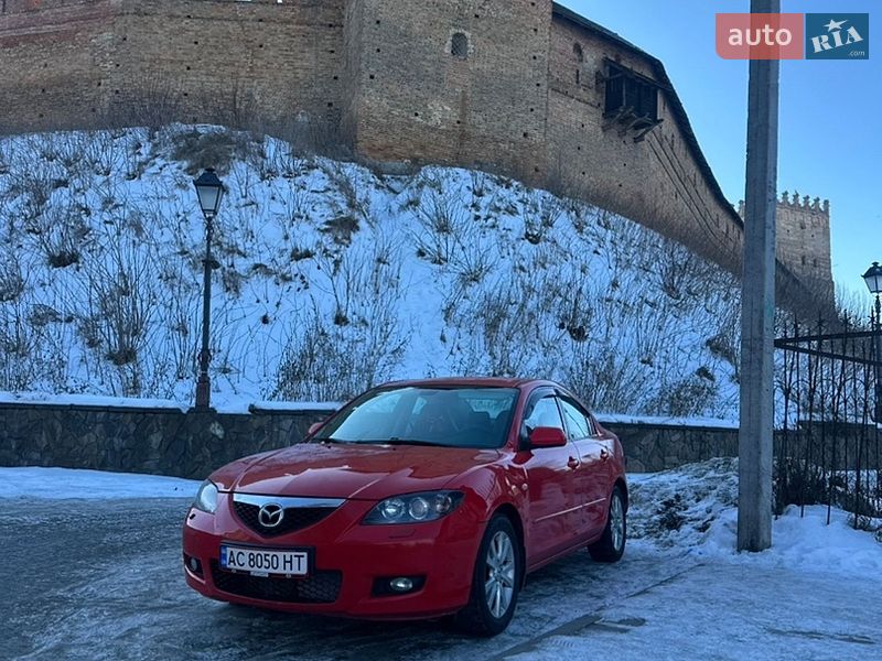 Седан Mazda 3 2006 в Луцке