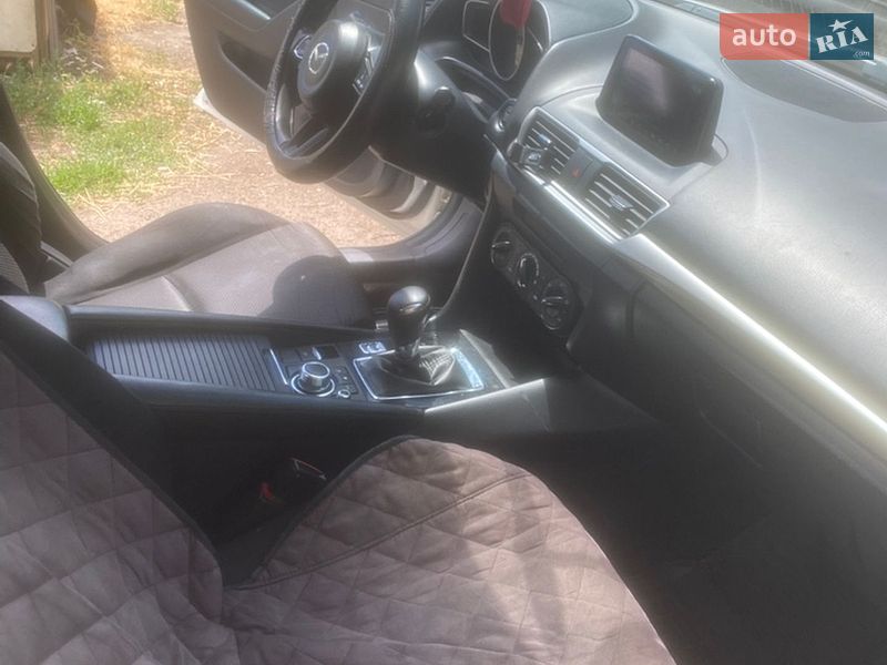 Седан Mazda 3 2017 в Одессе