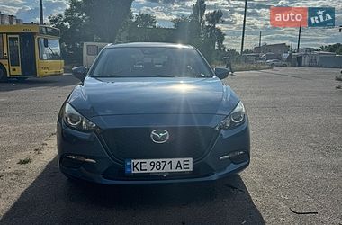 Хэтчбек Mazda 3 2018 в Киеве