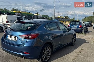Хэтчбек Mazda 3 2018 в Киеве