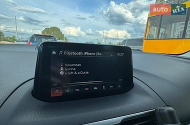 Хэтчбек Mazda 3 2018 в Киеве