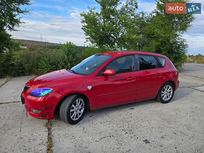Хэтчбек Mazda 3 2005 в Южноукраинске