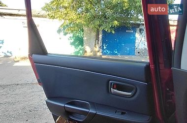Хэтчбек Mazda 3 2005 в Южноукраинске