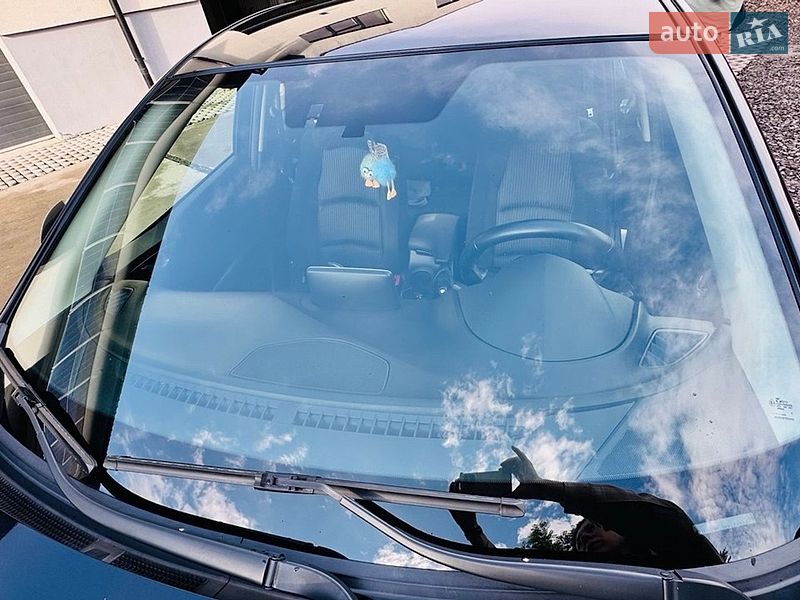 Седан Mazda 3 2015 в Бурштині