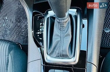 Седан Mazda 3 2015 в Бурштині