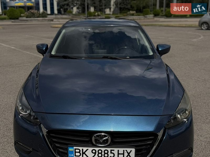 Хэтчбек Mazda 3 2018 в Ровно