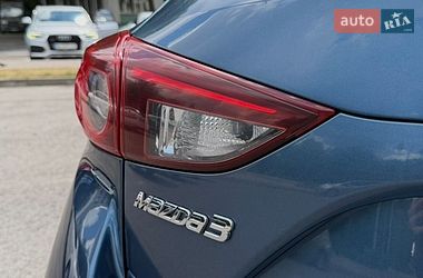 Хэтчбек Mazda 3 2018 в Ровно