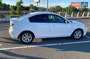 Седан Mazda 3 2006 в Киеве
