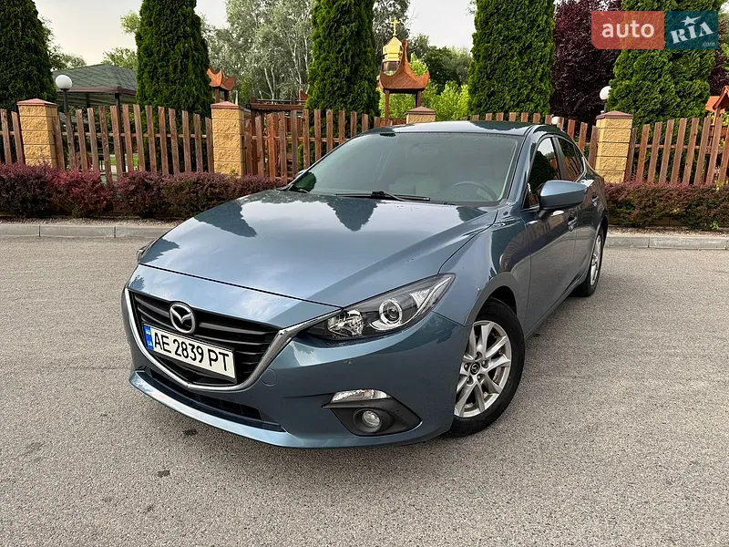 Mazda 3 2015