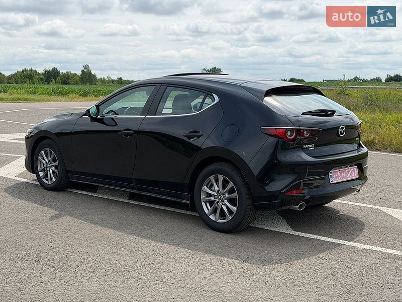 Хэтчбек Mazda 3 2025 в Киеве