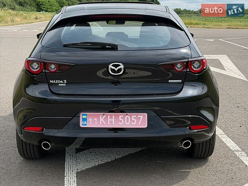 Хэтчбек Mazda 3 2025 в Киеве