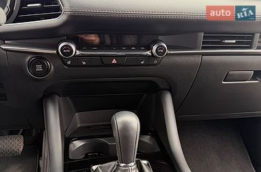 Хэтчбек Mazda 3 2025 в Киеве