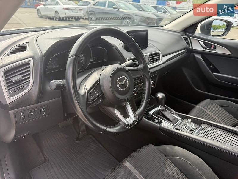 Седан Mazda 3 2018 в Киеве фото 17 Седан Mazda 3 2018 в Киеве