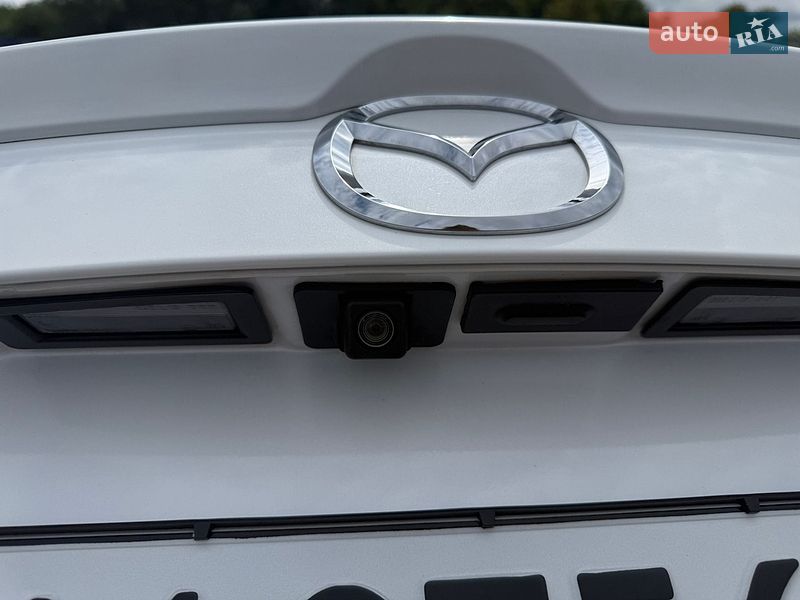 Седан Mazda 3 2018 в Киеве фото 21 Седан Mazda 3 2018 в Киеве