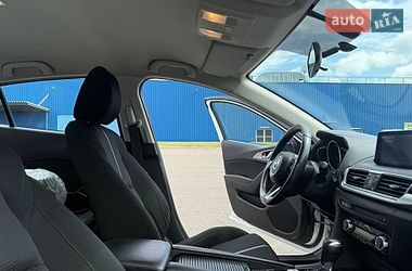 Седан Mazda 3 2018 в Киеве фото 28 Седан Mazda 3 2018 в Киеве