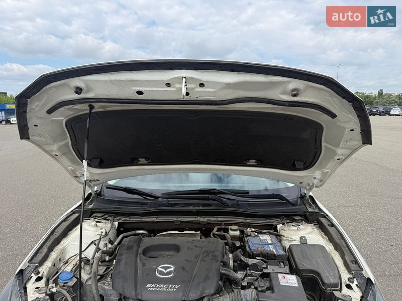 Седан Mazda 3 2018 в Киеве фото 31 Седан Mazda 3 2018 в Киеве