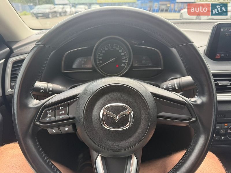 Седан Mazda 3 2018 в Киеве фото 37 Седан Mazda 3 2018 в Киеве