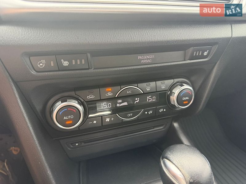 Седан Mazda 3 2018 в Киеве фото 38 Седан Mazda 3 2018 в Киеве