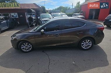 Седан Mazda 3 2015 в Харькове