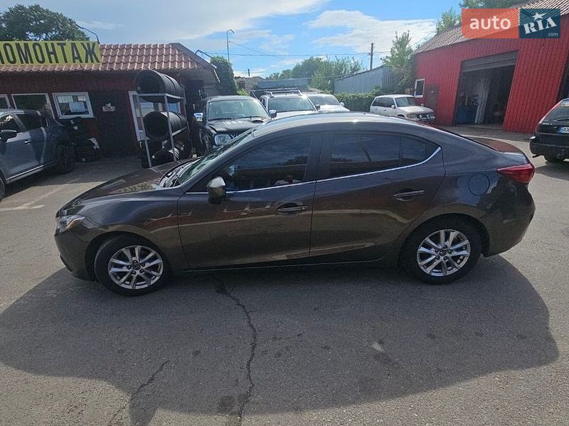 Седан Mazda 3 2015 в Харькове
